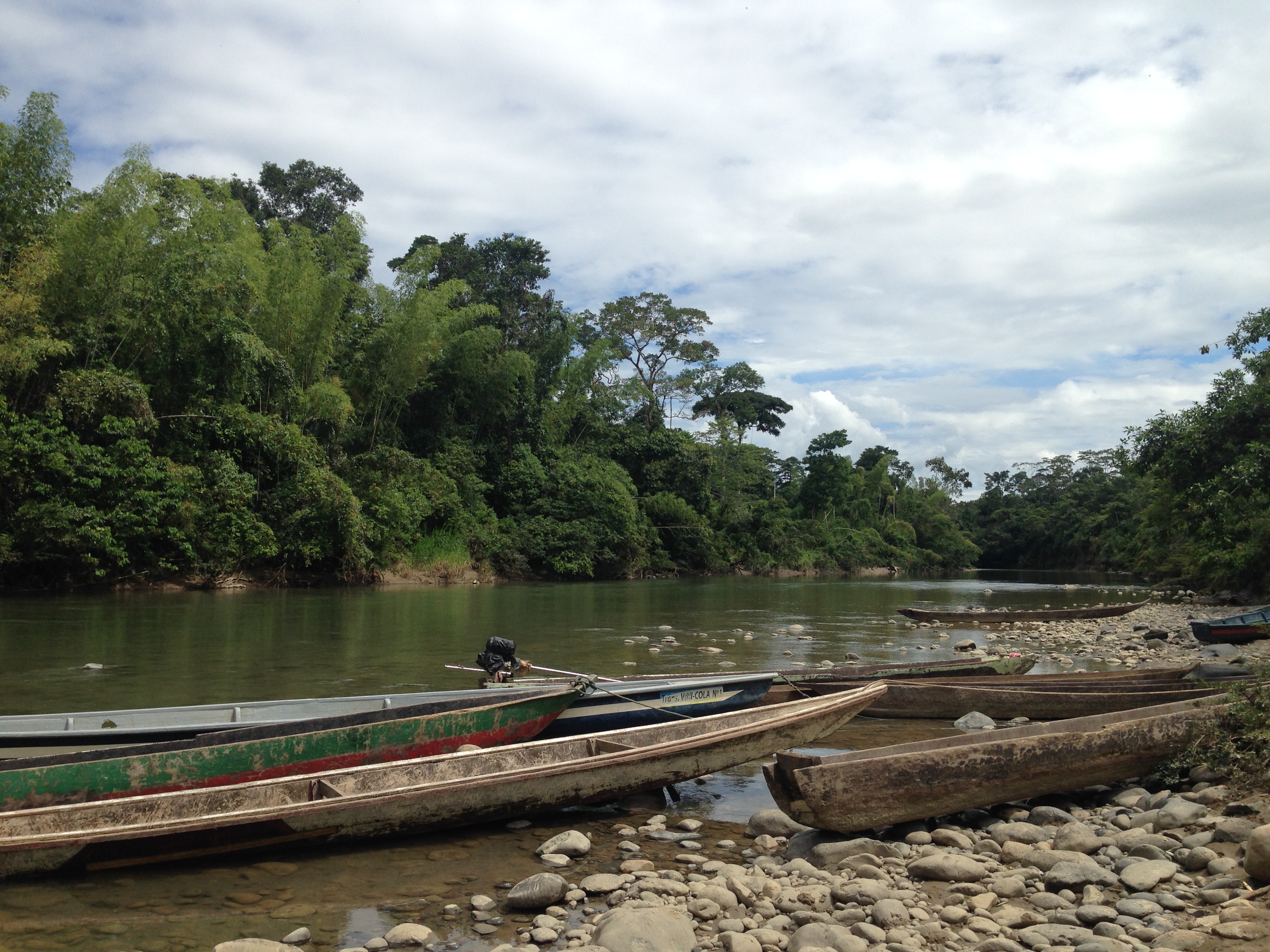Boats near Port of Canelos